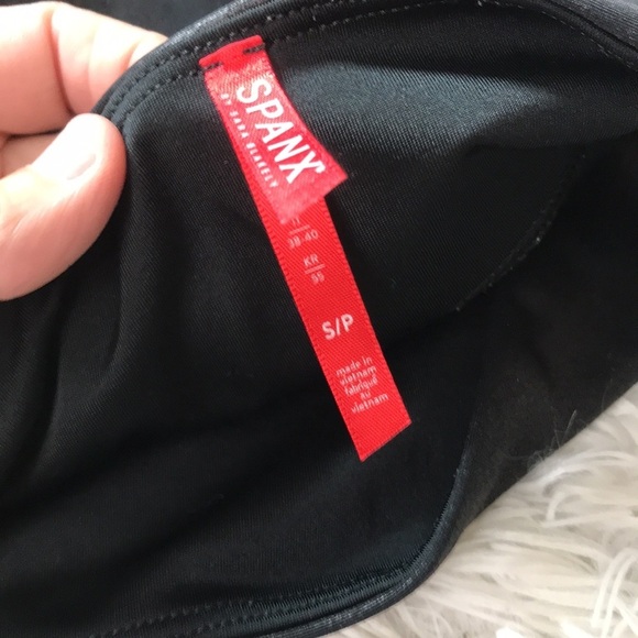 SPANX Faux Leather Legging - Picture 4 of 4